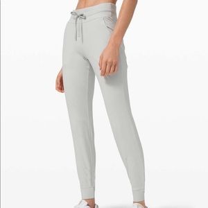 Lululemon Ready to Rulu Jogger